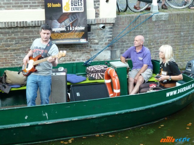 _dave_mchugh_band_on_the_boat8.jpg
