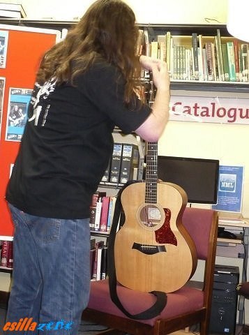 _dave_mchugh_at_rory_gallagher_library.jpg