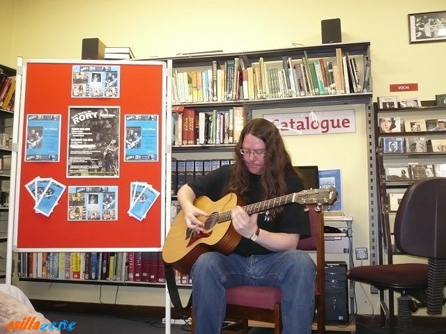 _dave_mchugh_at_rory_gallagher_library2.jpg