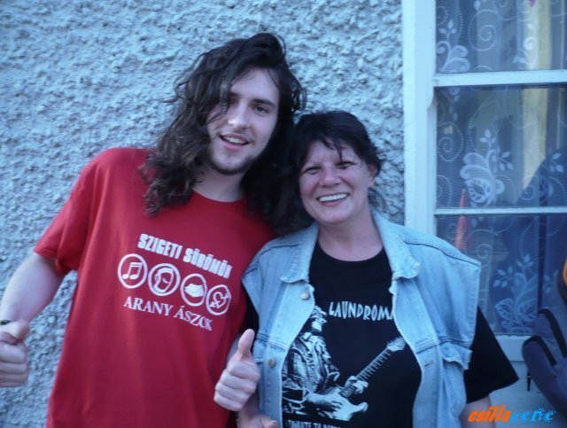 _irish_guy_in_hungarian_tshirt2.jpg